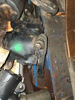 TRW/ROSS TAS65004 Steering Gear / Rack for a 1998 Freightliner CLASSIC XL