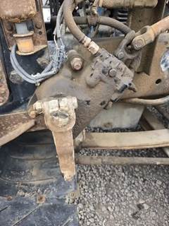 TRW/ROSS TAS65004 Steering Gear / Rack for a 1997 Freightliner FLD120