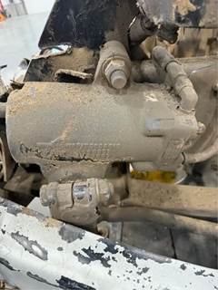 TRW/ROSS TAS65052A Steering Gear / Rack for a 2001 Freightliner FL80