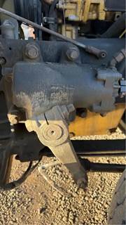 TRW/ROSS TAS65090A Steering Gear / Rack for a 2004 Kenworth T800