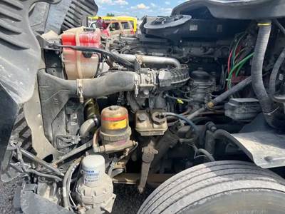 TRW/ROSS THP60 Steering Gear / Rack for a 2015 Freightliner Cascadia 125