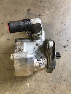 Caterpillar C13 Steering Pump for a 2011 Peterbilt 386