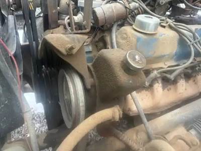 Ford 7.0 LITER 429 GAS Steering Pump for a 1979 Ford L800