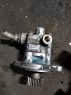 International DT466 Steering Pump