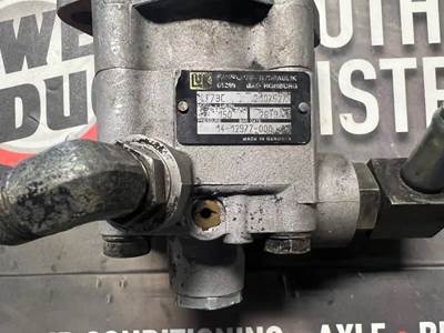 International DT466E Steering Pump for a 2005 International 4300