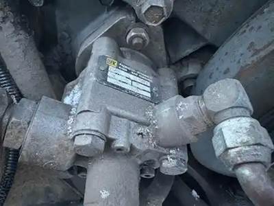 Mack E7 Steering Pump for a 1996 Mack CH613