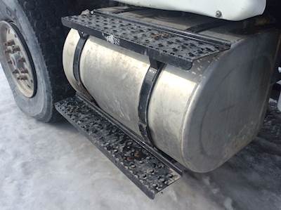 International 7600 Right Step