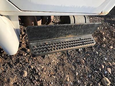 International F-1924; F-1954 Left Step