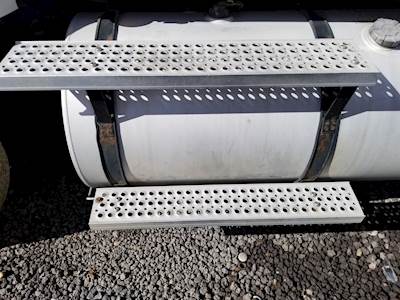 International ProStar Left Step