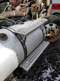 International ProStar Limited Right Step