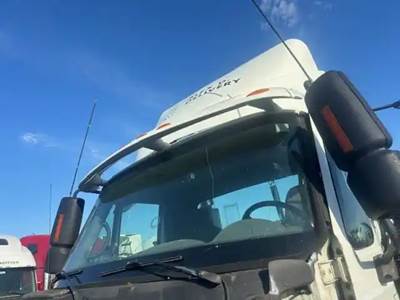 International 8600 Sun Visor