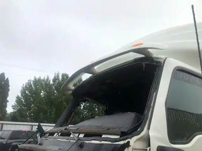 International LT625 Sun Visor