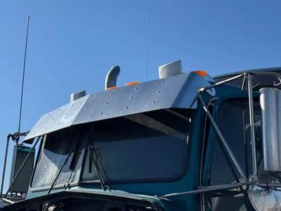 Kenworth T800 Sun Visor