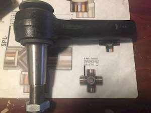 New Torque Rod End. Fits Many Hendrickson Suspensions. Uses A Easy Weld On