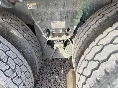 Hendrickson HAULMAAX Suspension for a 2017 Kenworth T880