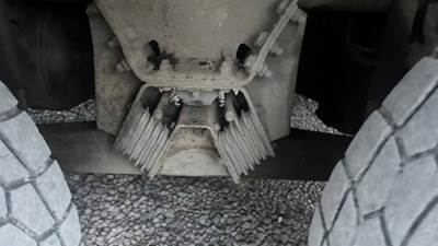 Hendrickson HAULMAAX Suspension for a 2008 Peterbilt 320