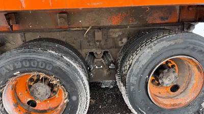 Hendrickson HN402 Suspension for a 2002 International F-2674 SBA