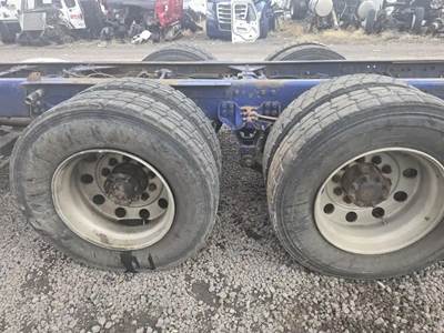 Hendrickson Suspension for a 2006 Kenworth T800