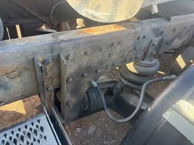 Hendrickson Tag / Pusher Axle for a 2007 Peterbilt 379