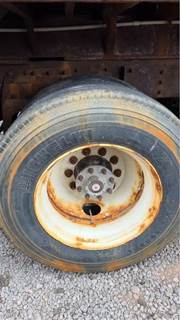Hendrickson Tag / Pusher Axle for a 2003 Sterling L9500