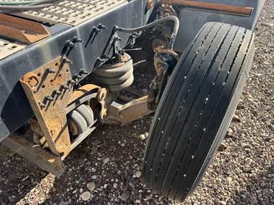Hendrickson Tag / Pusher Axle for a 2014 Volvo VNL