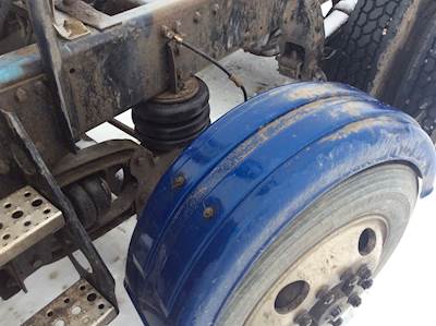 Hendrickson Tag / Pusher Axle for a 1996 Peterbilt 379