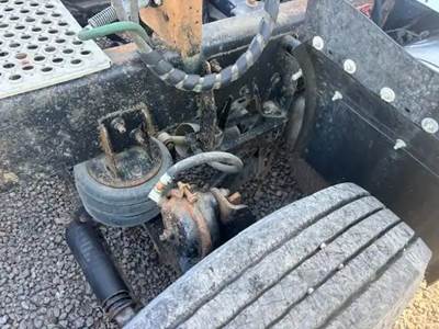 LINK Tag / Pusher Axle for a 2006 Kenworth T800