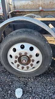 Silent Drive Tag / Pusher Axle for a 1995 Kenworth W900