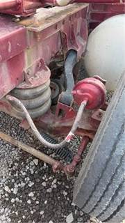 Watson & Chalin Tag / Pusher Axle for a 2018 Peterbilt 389