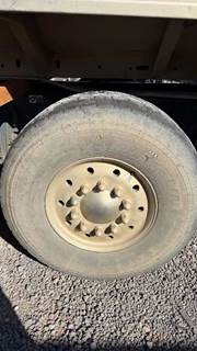 Watson & Chalin Tag / Pusher Axle for a 2025 Peterbilt 589