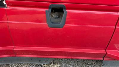 Freightliner Cascadia 126 Right Tank Fairing