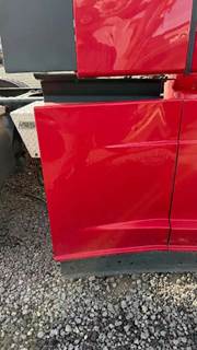Freightliner Cascadia 126 Right Tank Fairing