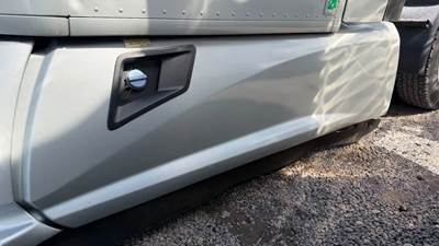 Kenworth T680 Left Tank Fairing