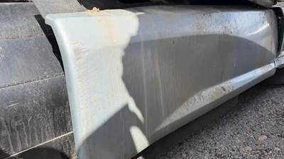 Kenworth T680 Right Tank Fairing