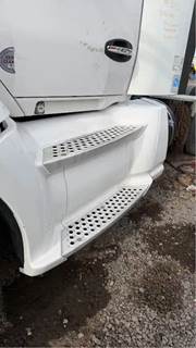 Kenworth T680 Left Tank Fairing