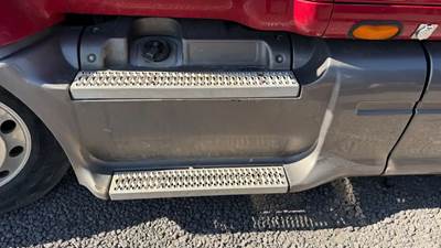 Peterbilt 387 Left Tank Fairing