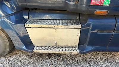 Peterbilt 387 Left Tank Fairing