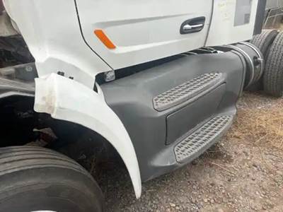 Peterbilt 579 Left Tank Fairing