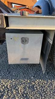 Kenworth T800 Tool Box