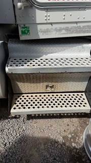 Kenworth T800 Tool Box