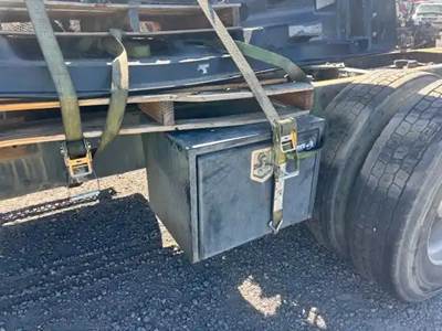 Kenworth T880 Tool Box