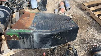 Kenworth T880 Tool Box