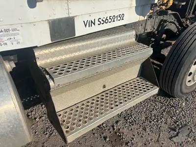 Kenworth W900 Tool Box