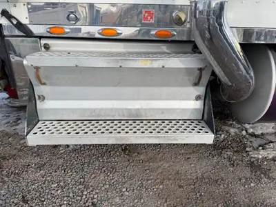 Kenworth W900 Tool Box