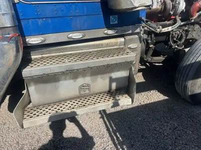 Kenworth W900 Tool Box