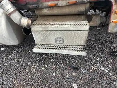 Peterbilt 379 Tool Box