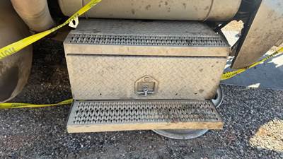 Peterbilt 379 Tool Box