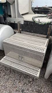 Peterbilt 379 Tool Box