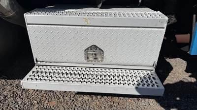 Peterbilt 379 Tool Box