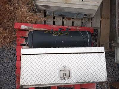 Peterbilt 385 Tool Box